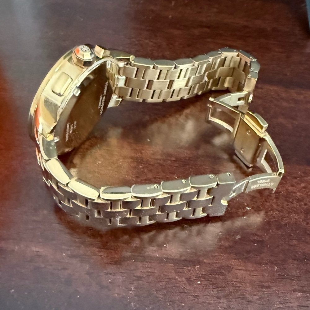 Tory Burch Gold Watch - Picture 6 of 9